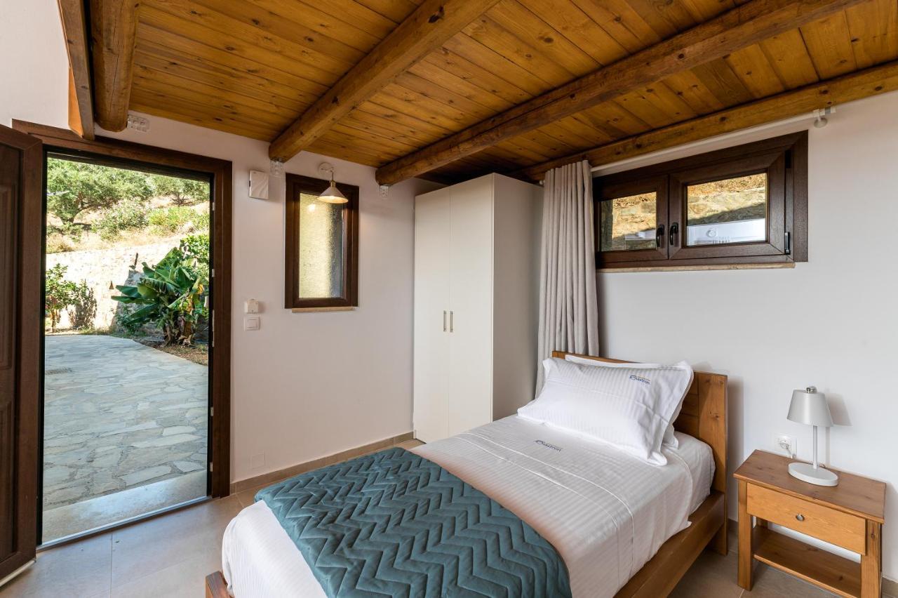 Enastron Apartments Sitia  Ngoại thất bức ảnh