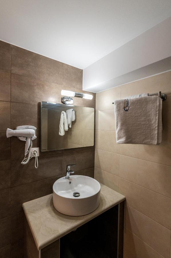 Enastron Apartments Sitia  Ngoại thất bức ảnh
